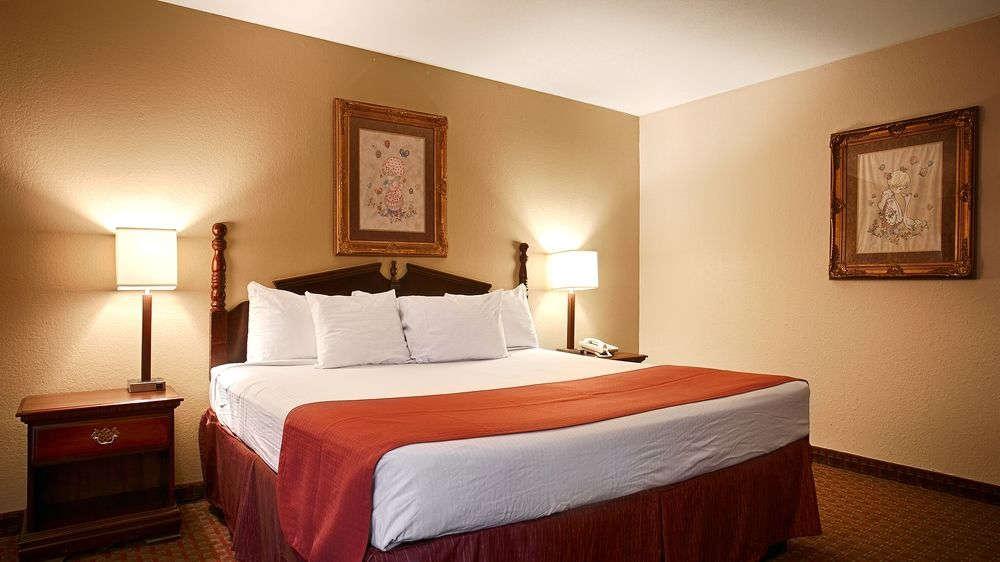 Quality Inn & Suites Carthage Eksteriør billede
