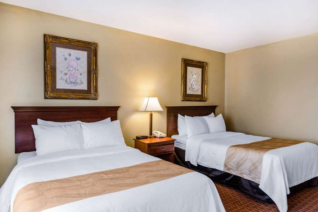 Quality Inn & Suites Carthage Værelse billede